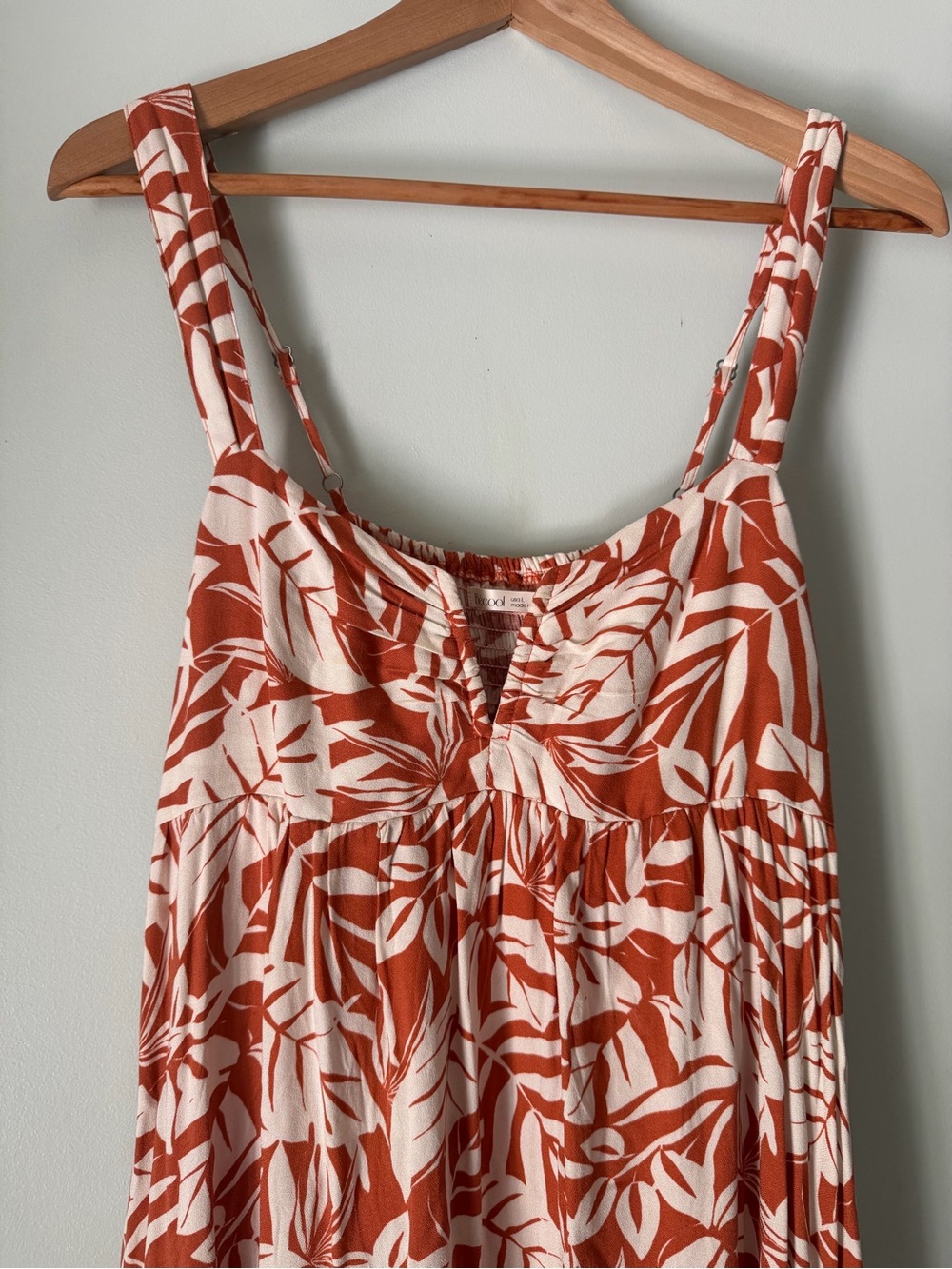 Bécool Tropical Leaf Print Smocked Maxi Dress Orange Cream Size Large - Picture 2 of 9